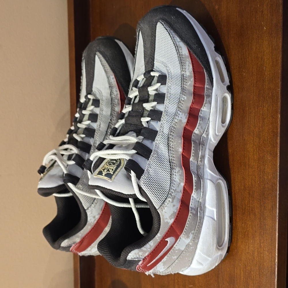 Nike Air Max 95 Men's 9.5 Soccer FC